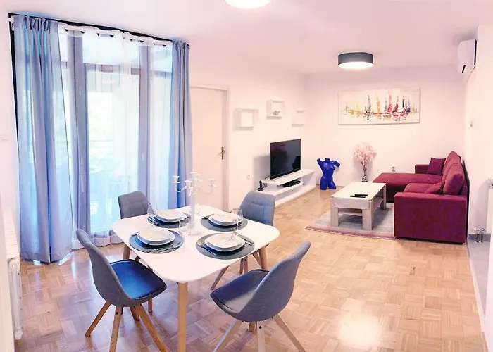 Central Bus Station Apartment